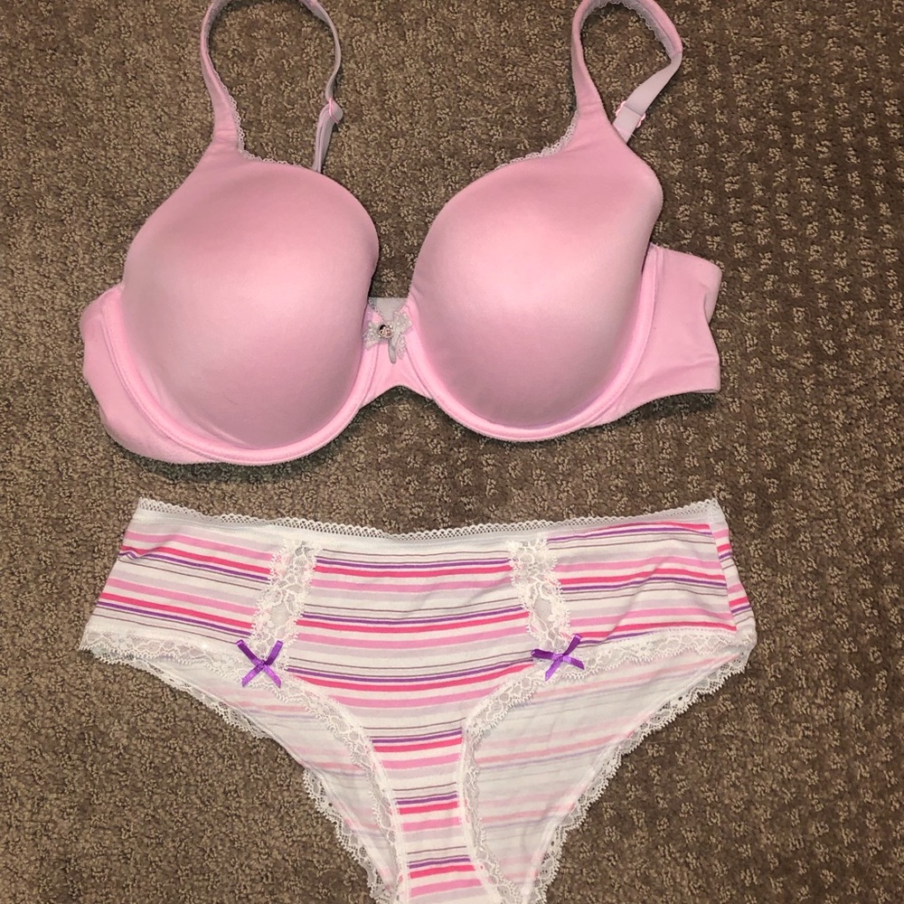 Victoria’s Secret Bra & Panty